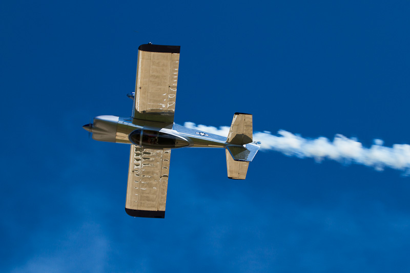 IMG_0115_screen.jpg - Joe upside down